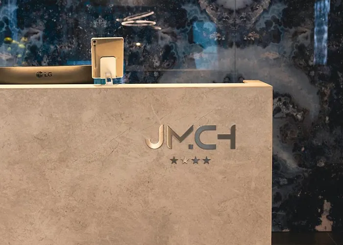 Ξενοδοχείο J Maluni