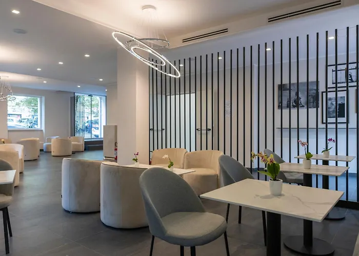 J Maluni 4* Ρώμη