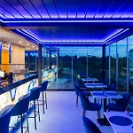 ホテル J Maluni 4*