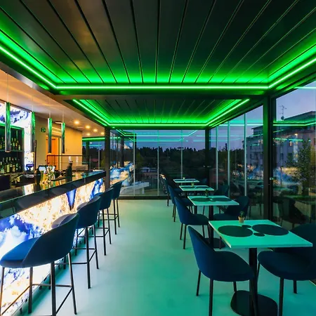 J Maluni 4* Rome