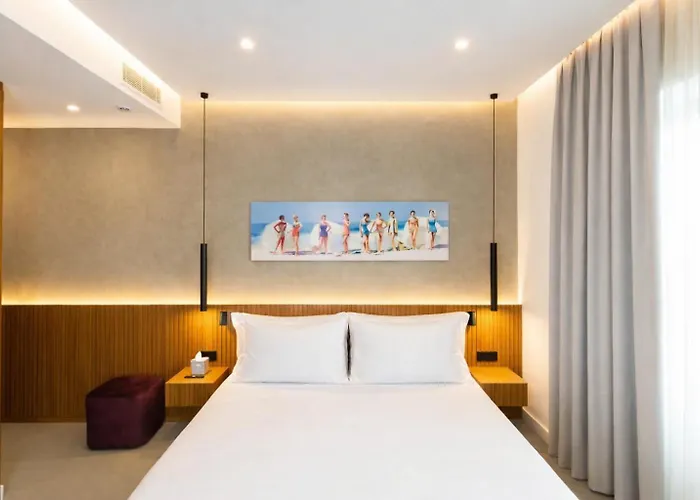 J Maluni 4* Rome